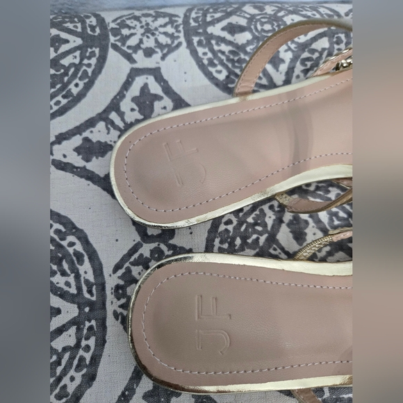 JF Solanna Gold Woven Mules - Picture 5 of 11